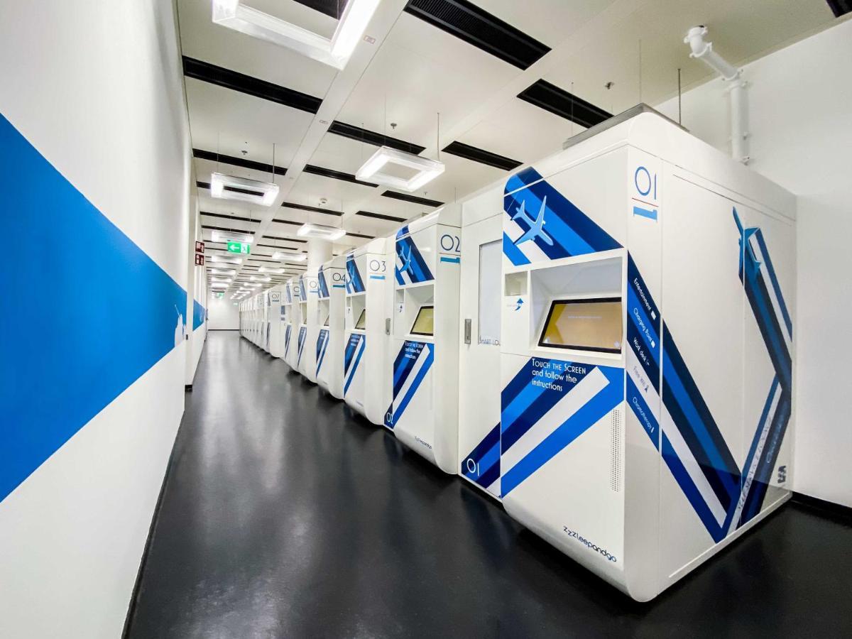 Resting Pods - Zzzleepandgo Wien Airport Schwechat ภายนอก รูปภาพ